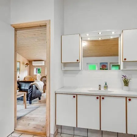 Bruna - 300m From The Sea By Interhome Feriehus Jerup