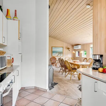 Bruna - 300m From The Sea By Interhome *